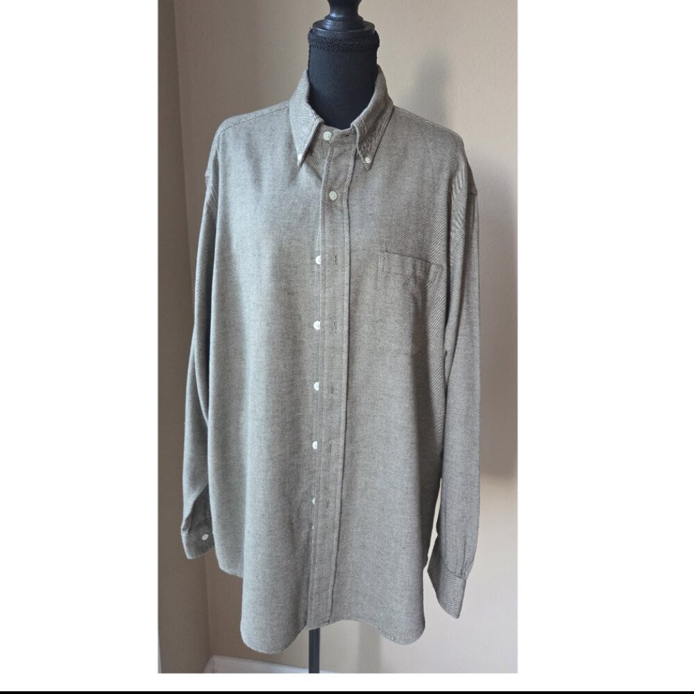 Brooks Brothers Tan Herringbone Button Down Shirt 100% Cotton Italian Fabric